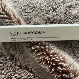New !Victoria Beckham Vast Lash Mascara - Black. 👁️ 👁️